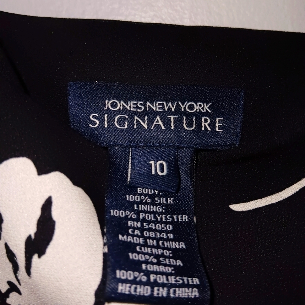 Jones New York women's floral midi dress size 10 %100 silk black and whi… - Picture 4 of 4